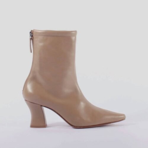About Arianne - Women's Marcel Smooth Leather Boots