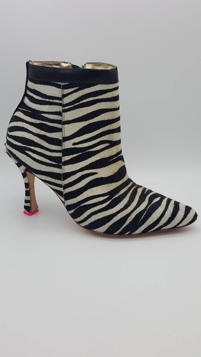 Claire Flowers - Women's Stevie Booties