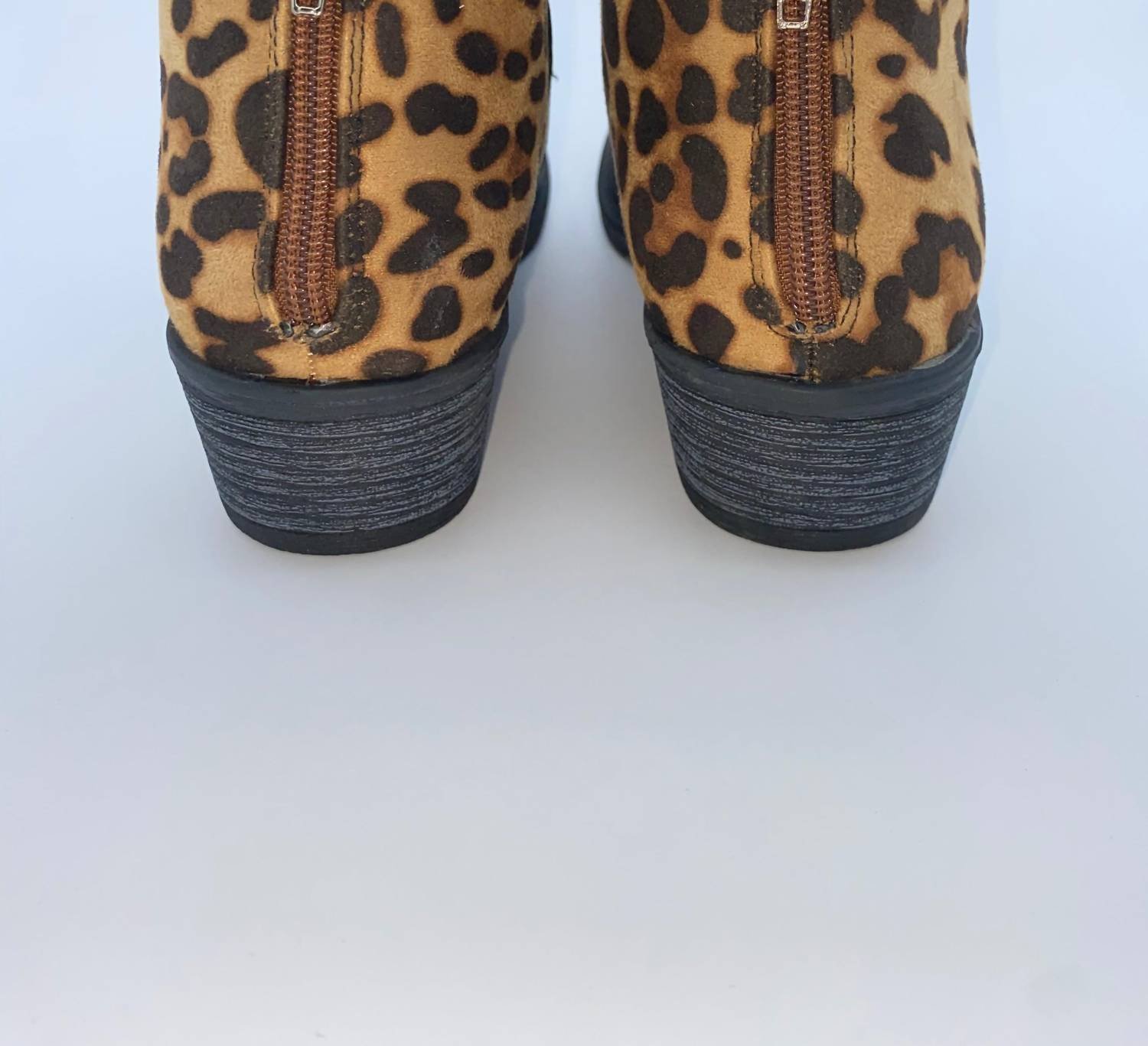 Avanti - Women's Kitty Bootie - Image 3