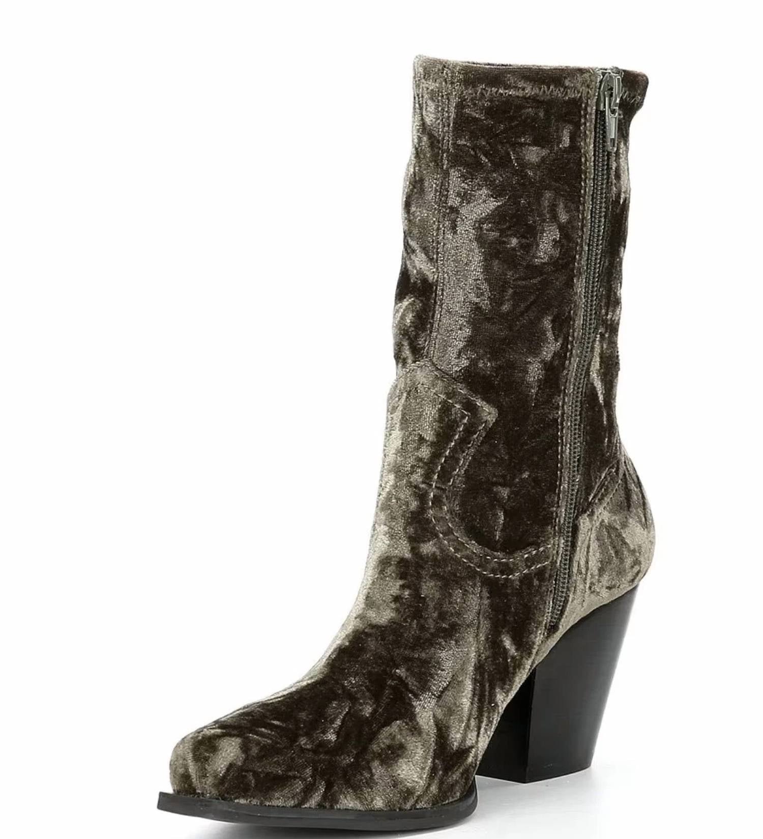 Gianni Bini - Women's Star-crossd 3 Western Booties - Image 4