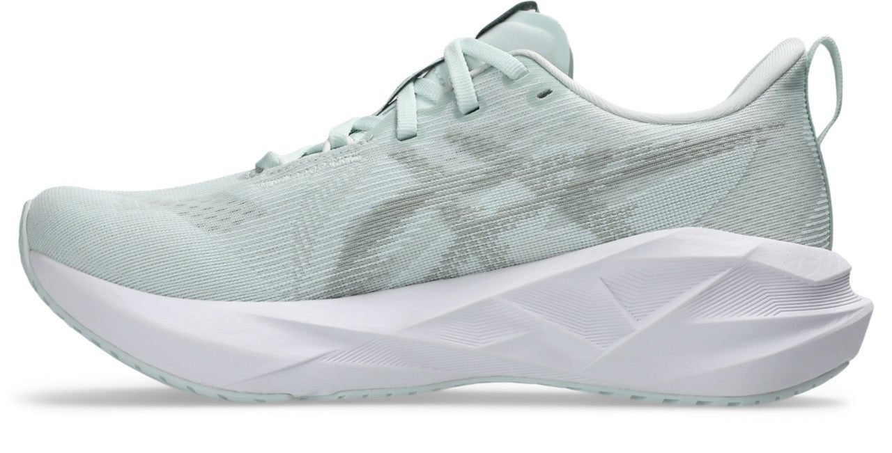 Women's Novablast 5 (300 - Pure Aqua/Seal Grey) - Image 2